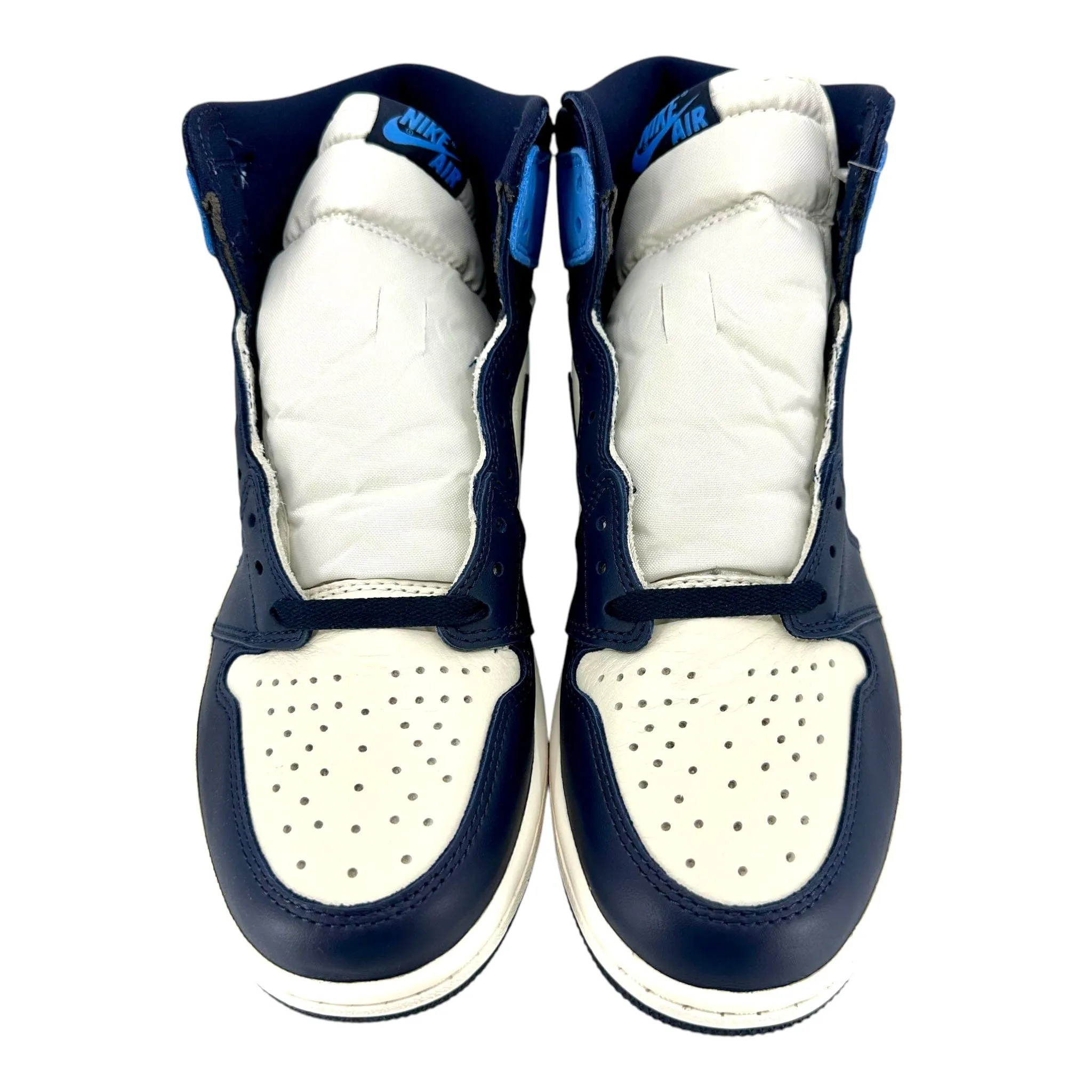 Air Jordan 1 Retro High Obsidian UNC