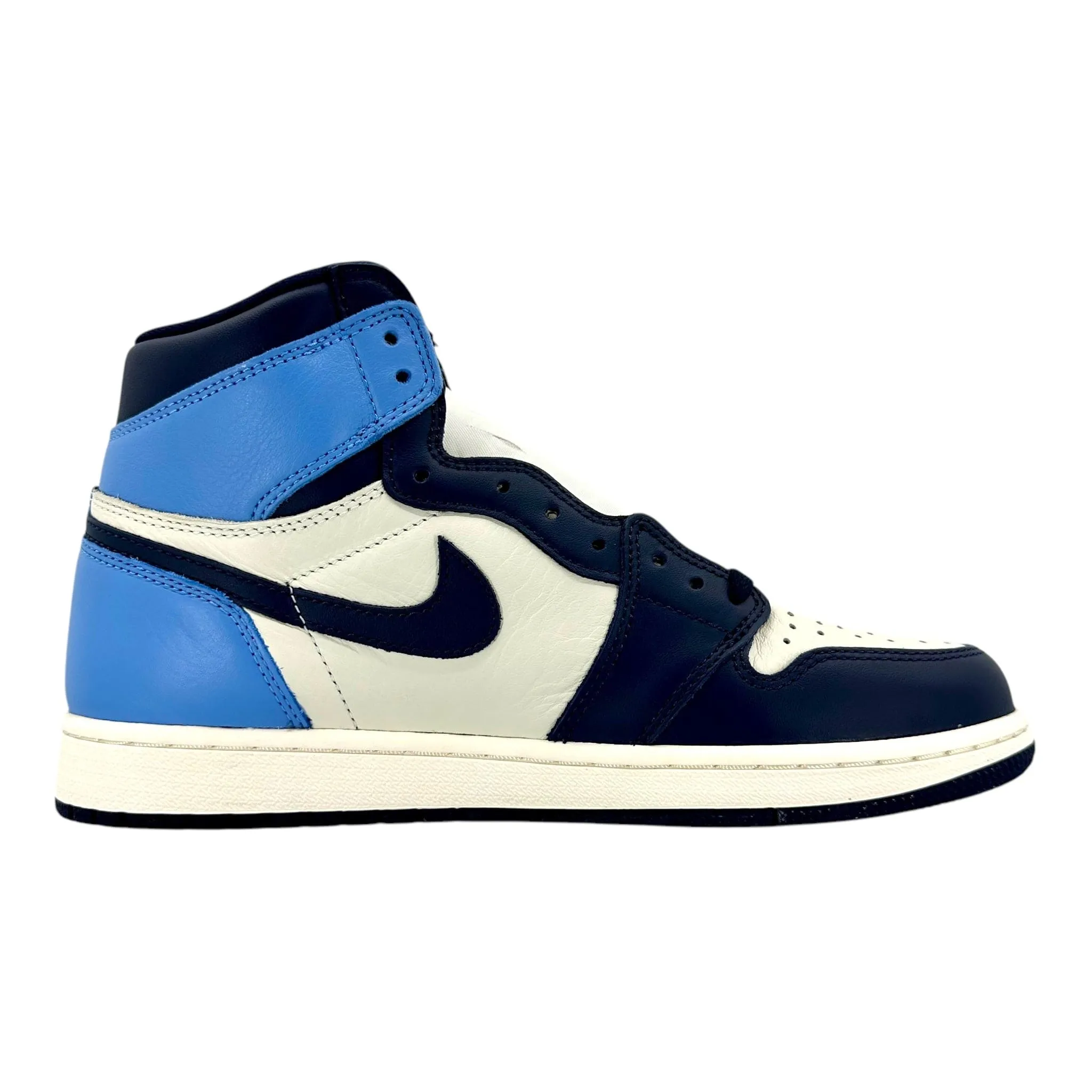 Air Jordan 1 Retro High Obsidian UNC