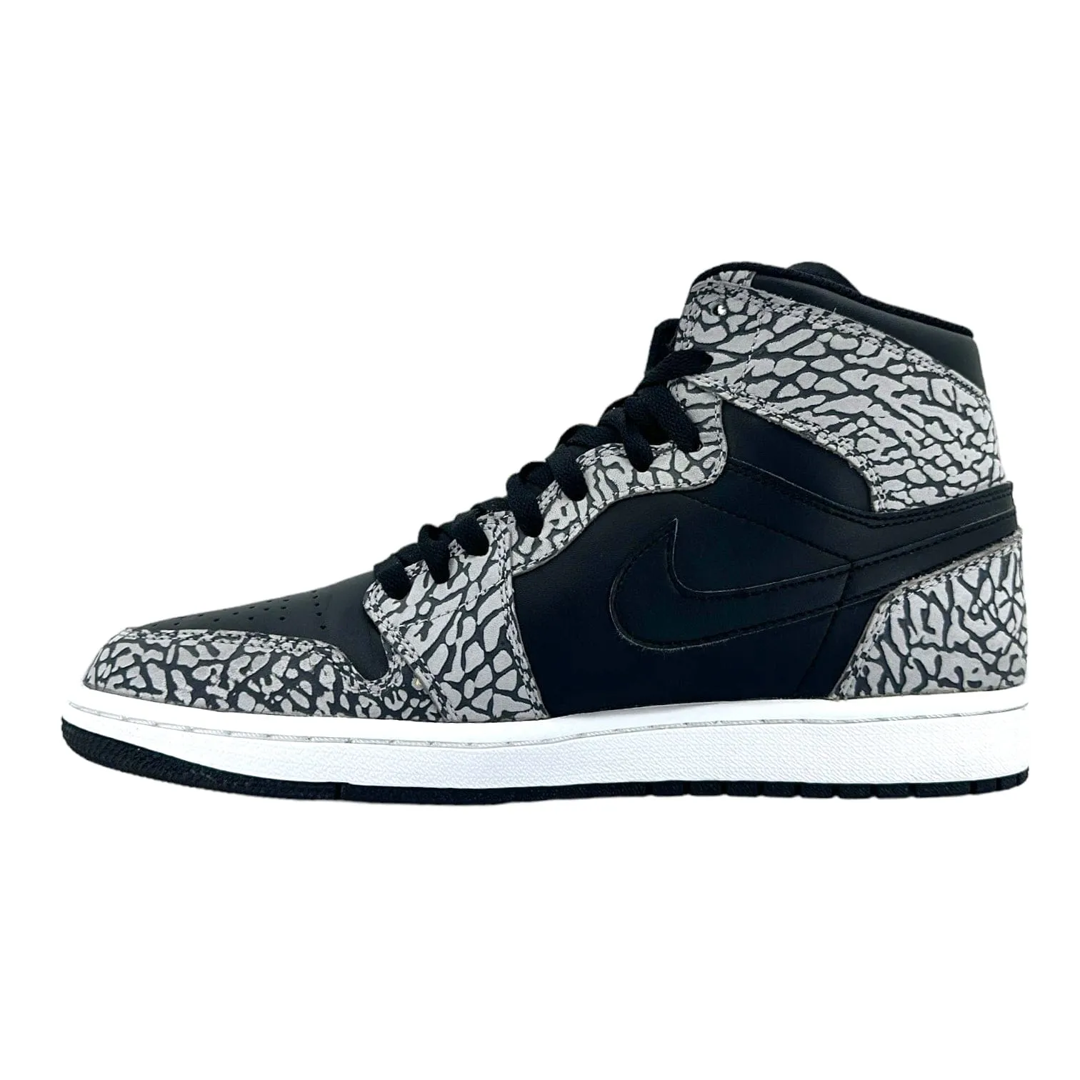 AIr Jordan 1 Retro Un-Supreme Pre-Owned