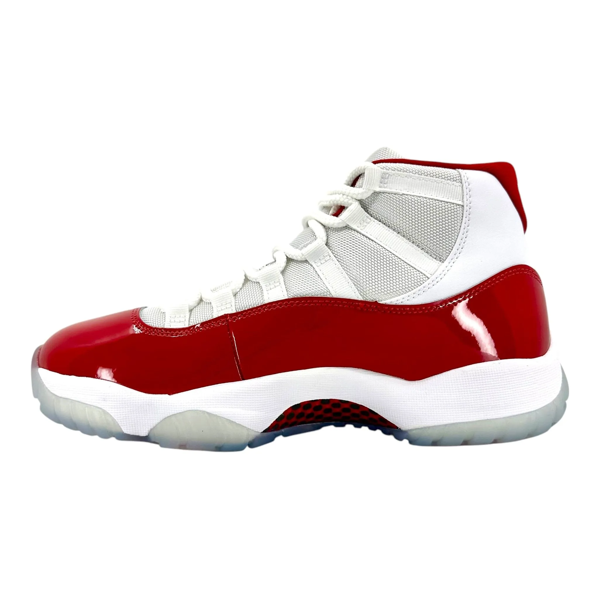 Air Jordan 11 Retro Cherry (2022)