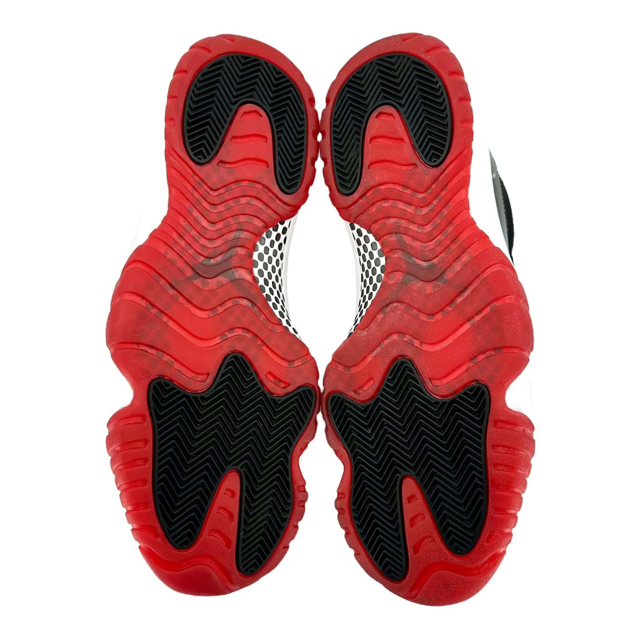 Air Jordan 11 Retro Playoffs Bred (2019) Pre-Owned