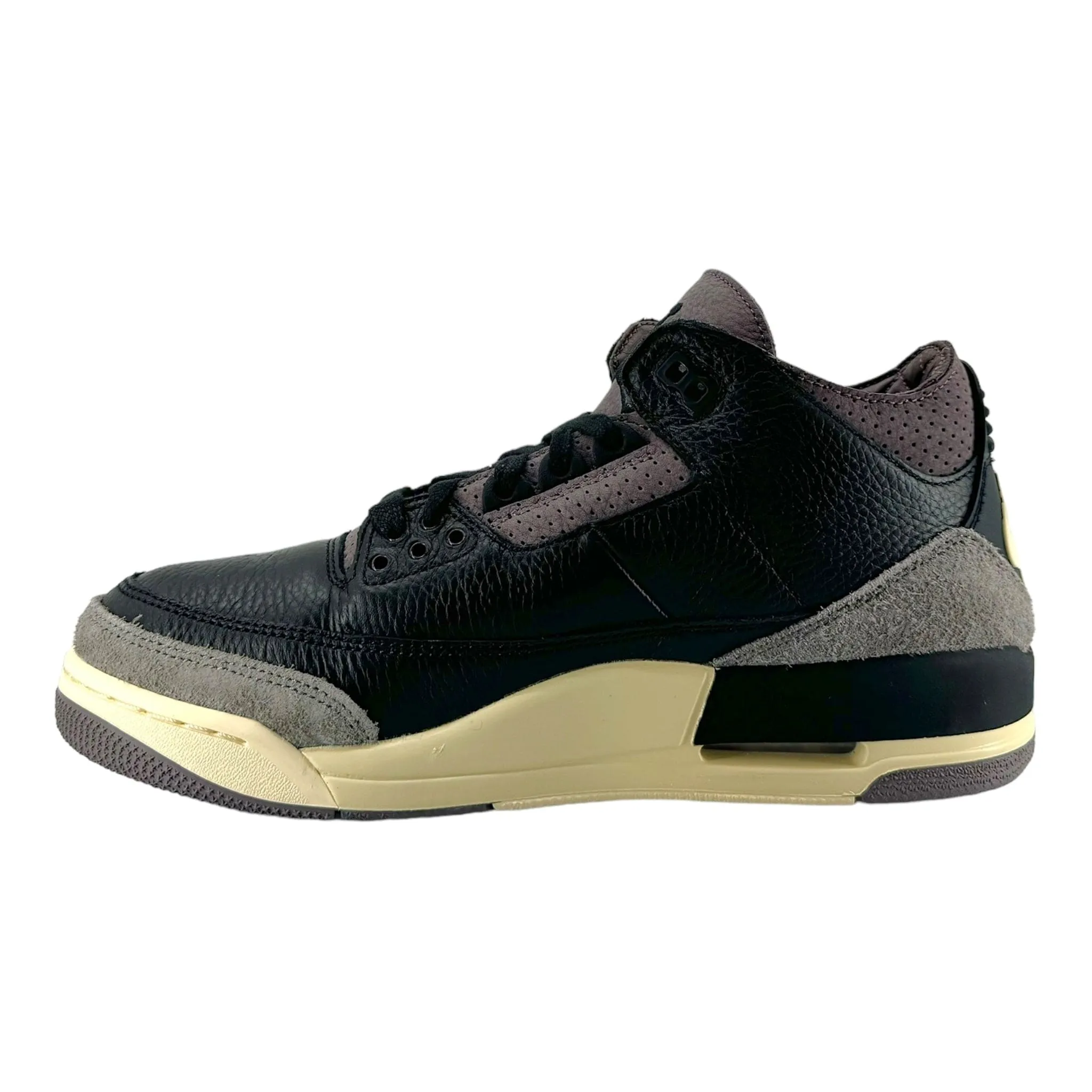 Air Jordan 3 Retro OG SP A Ma Manire Black Violet Ore (W)