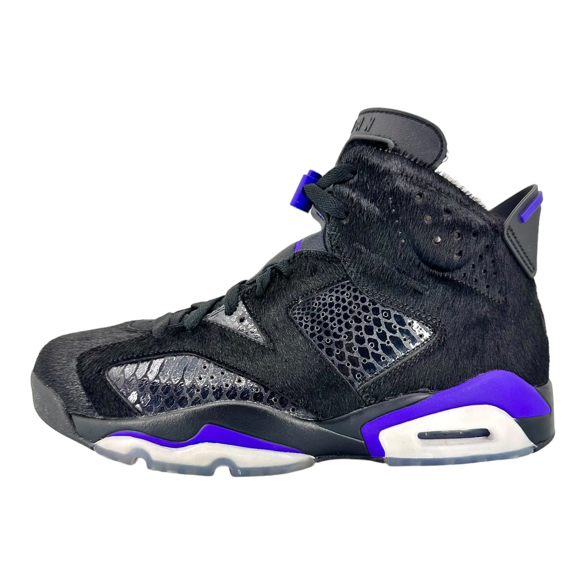 Air Jordan 6 Retro Social Status Pre-Owned