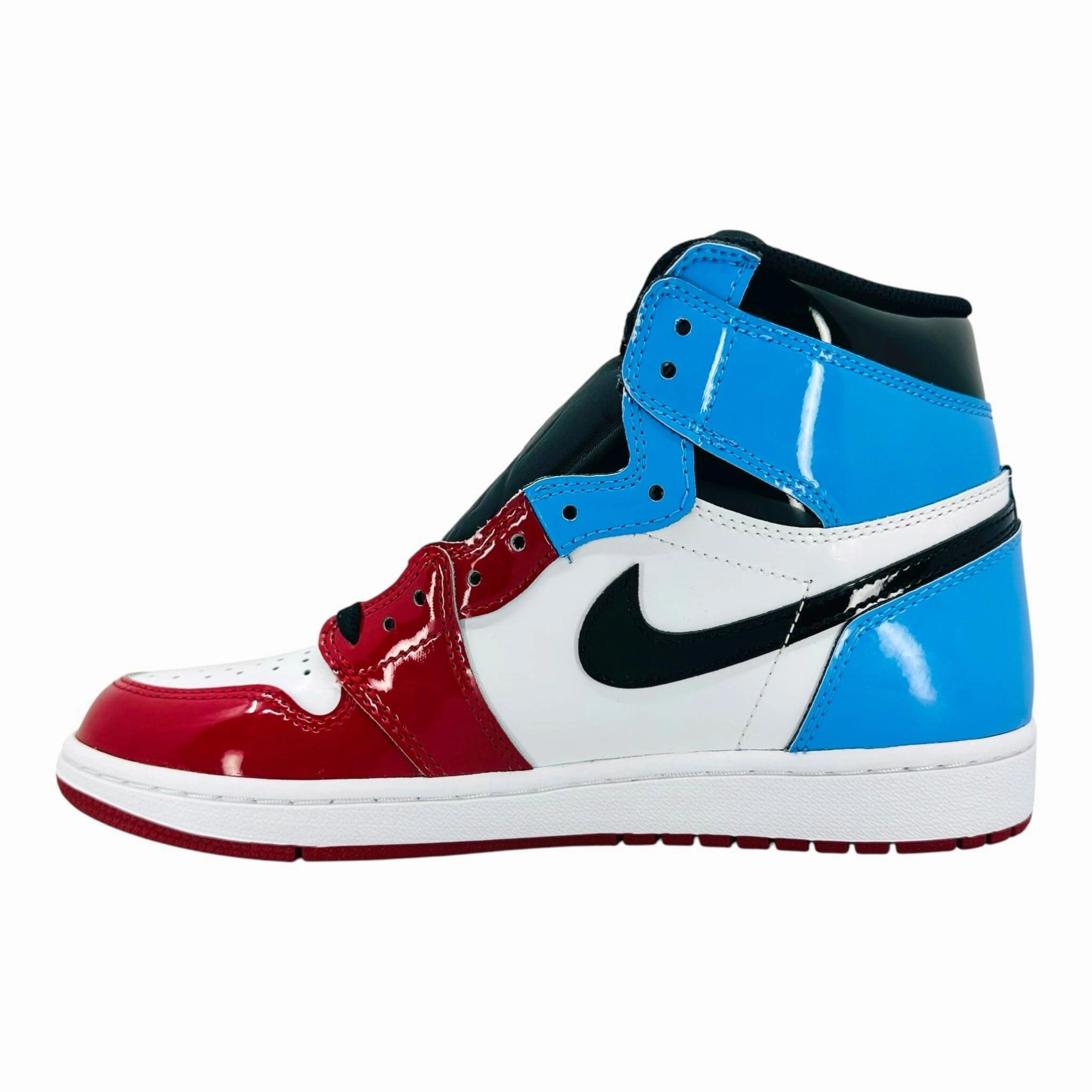 Air Jordan 1 Retro High Fearless UNC Chicago