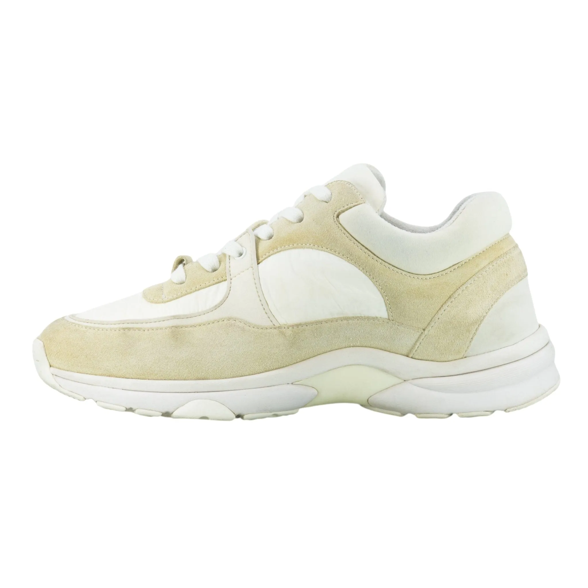 Chanel CC Logo Trainer Low Suede White White Pre-Owned