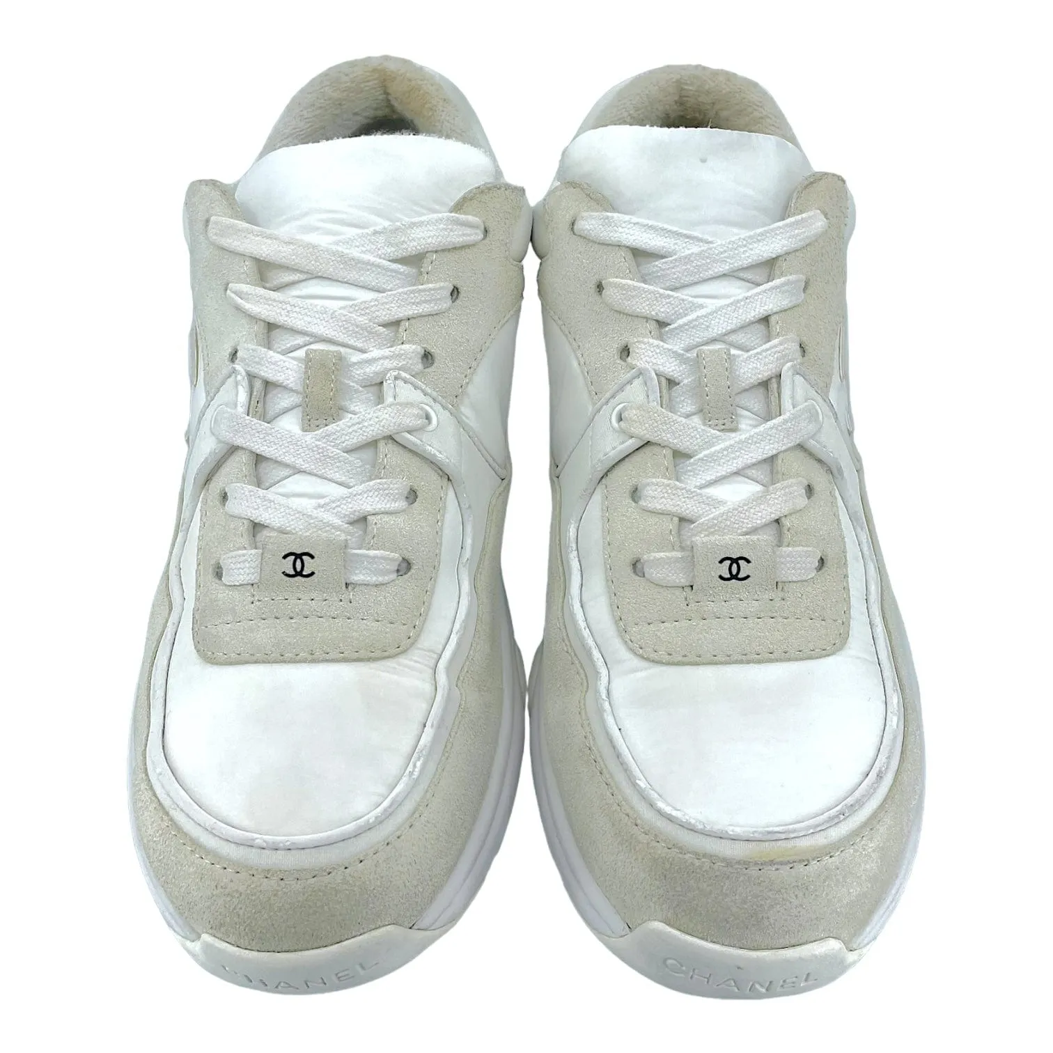 Chanel CC Logo Trainer Low Suede White White Pre-Owned