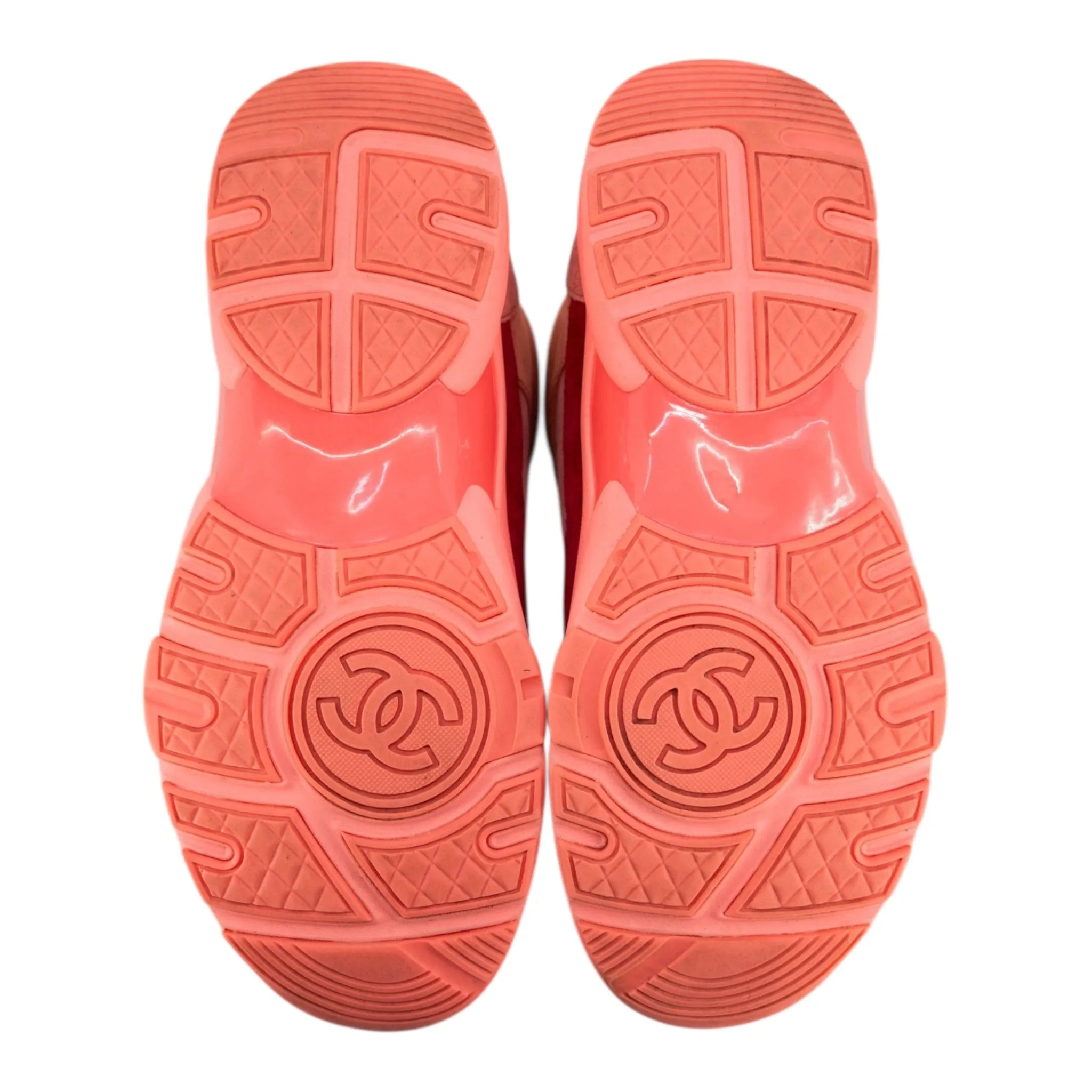 Chanel CC Trainer Low Coral Red Multi Pre-Owned