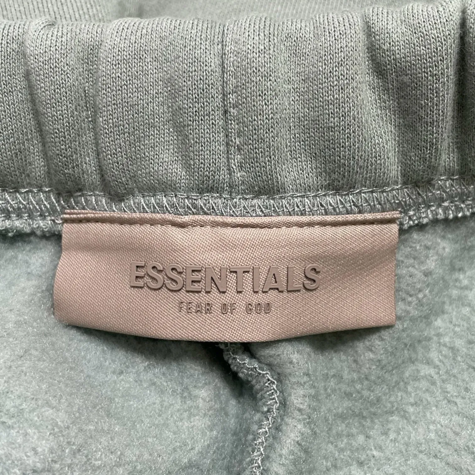 Fear of God Essentials Sweatshorts Sycamore