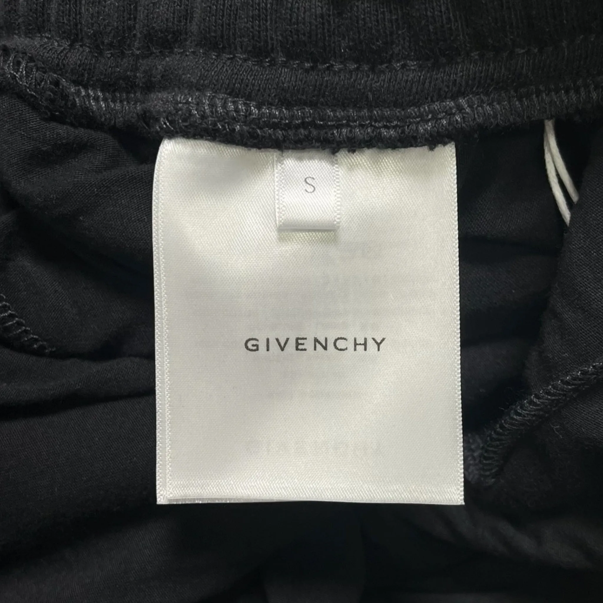 Givenchy Board Fit Hole Sweatshorts Black