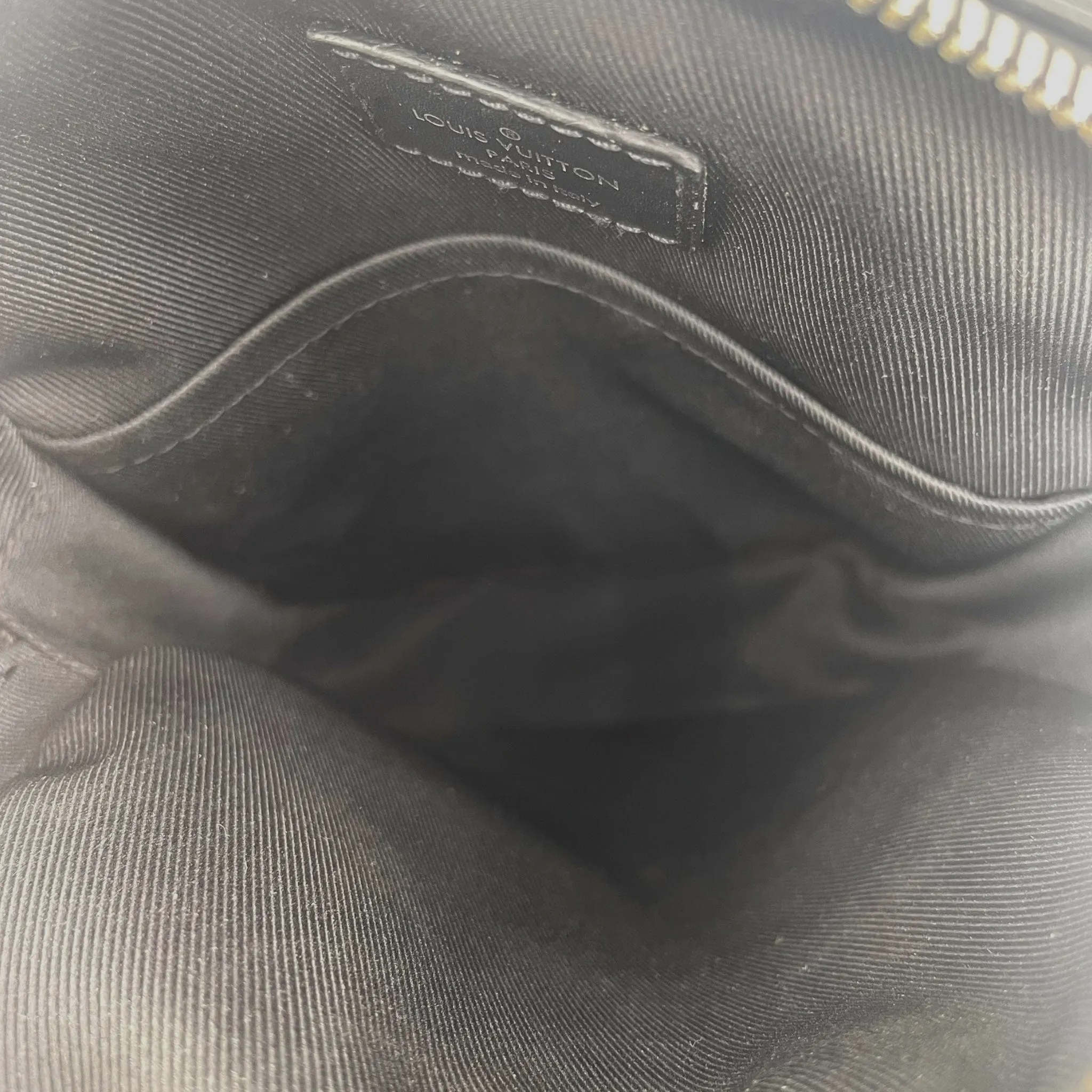 Louis Vuitton Epi Leather Side Bag Black Pre-Owned