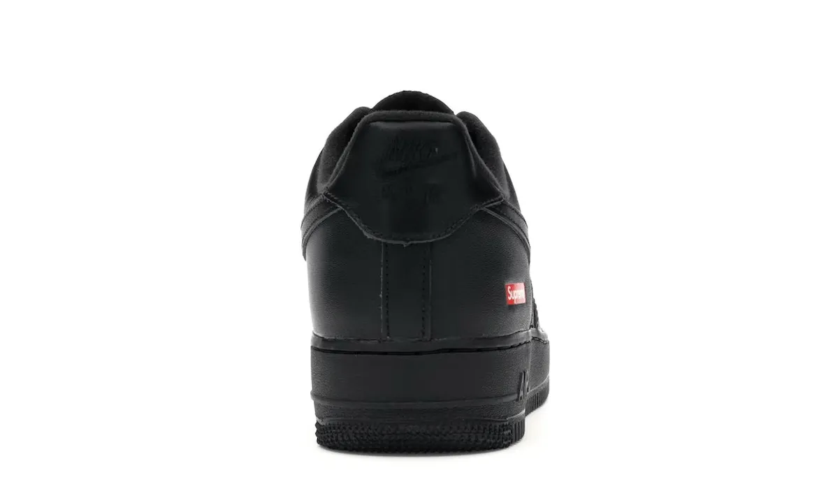 Nike Air Force 1 Low Supreme Black