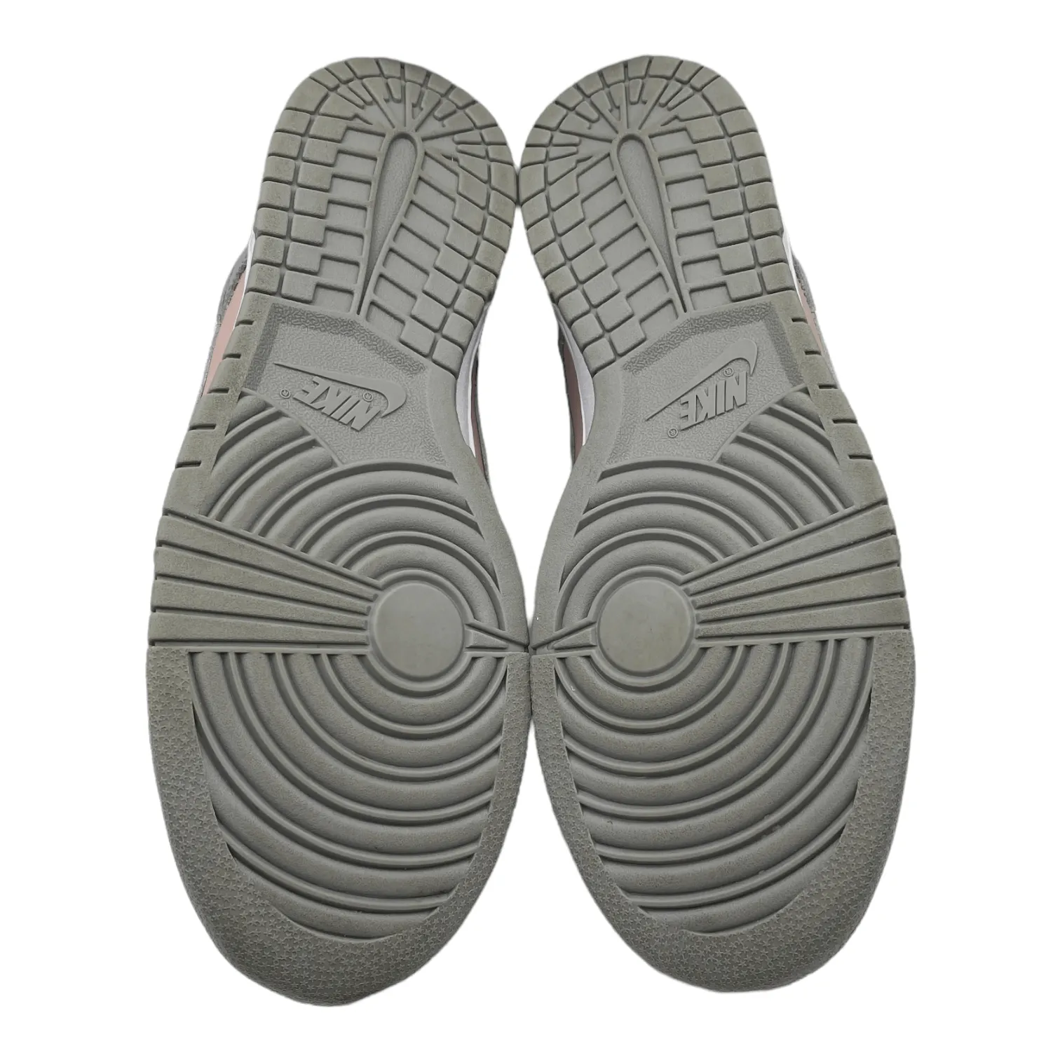 Nike Dunk Low Soft Grey (W) Pre-Owned