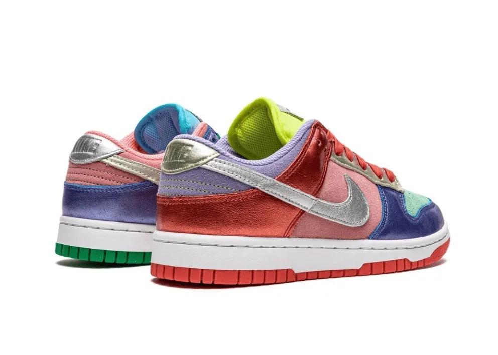 Nike Dunk Low Sunset Pulse (W)