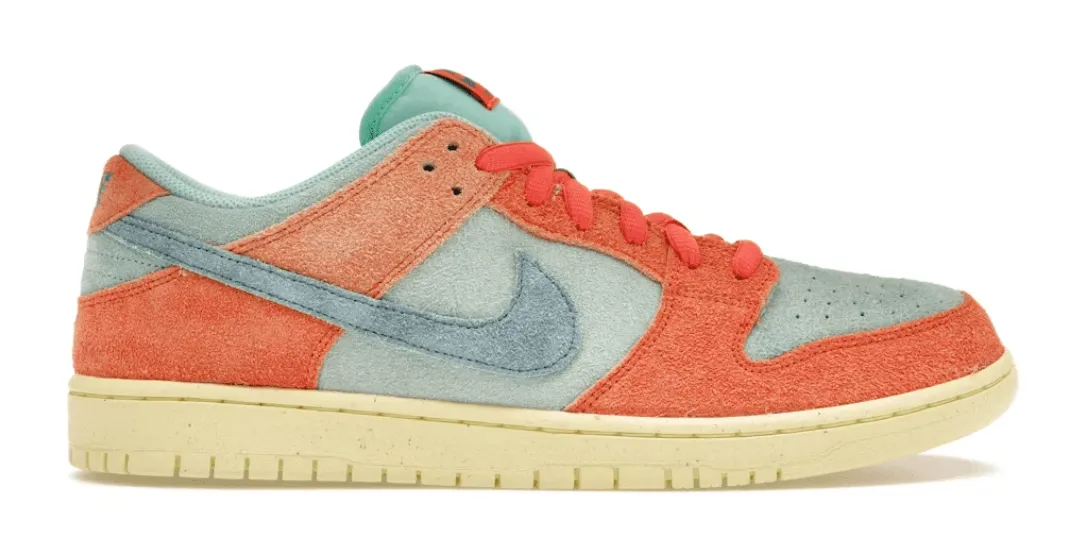 Nike SB Dunk Low Orange Emerald Rise