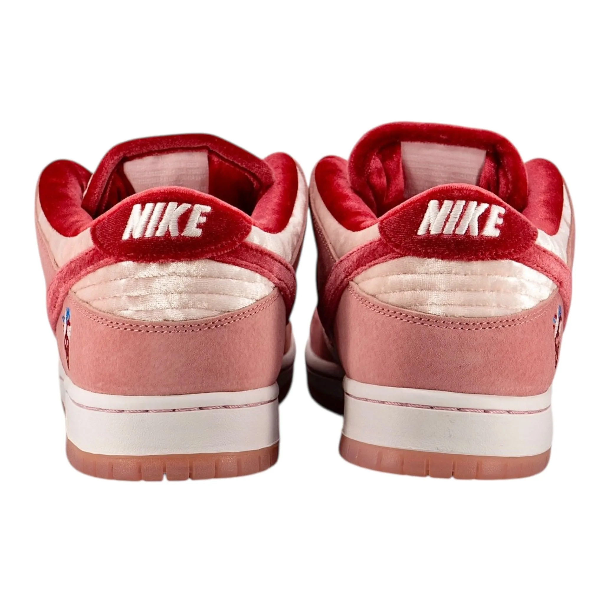 Nike SB Dunk Low StrangeLove Skateboards (Regular Box)
