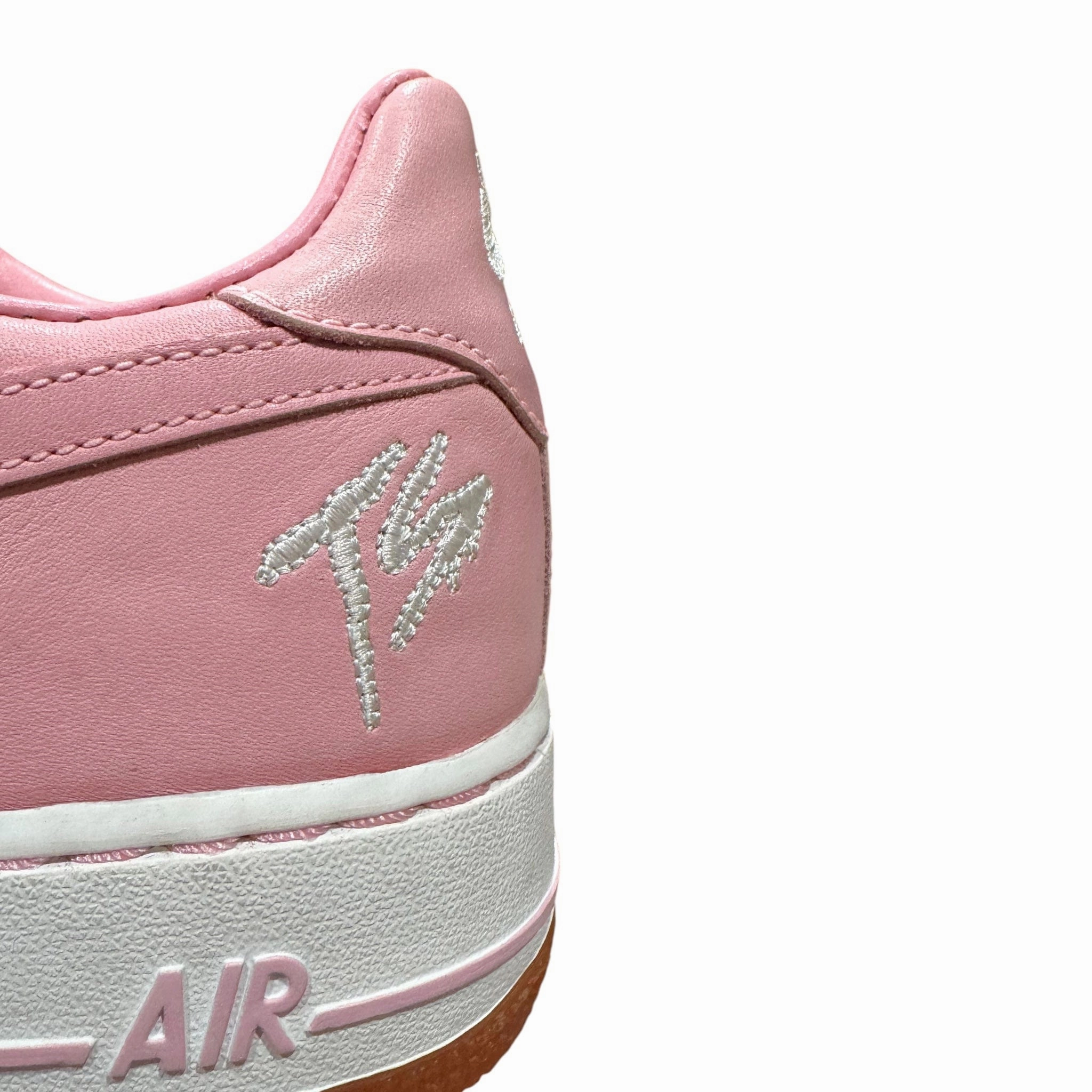 Nike Air Force 1 Terror Squad Pink White Friends & Family (2004)