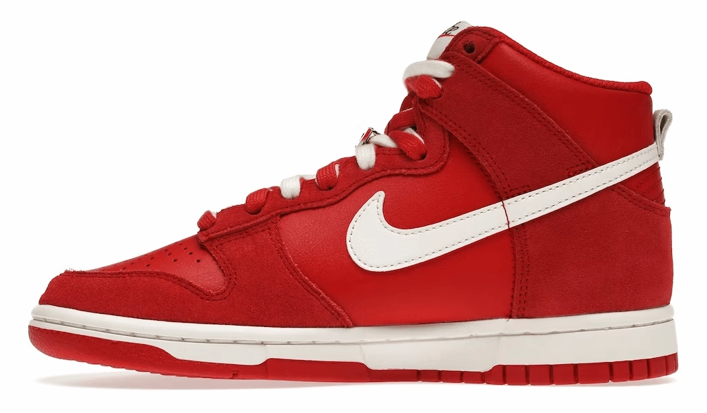 Nike Dunk High First Use Red