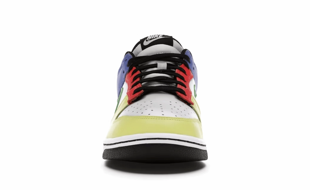 Nike Dunk Low Green Strike (W)